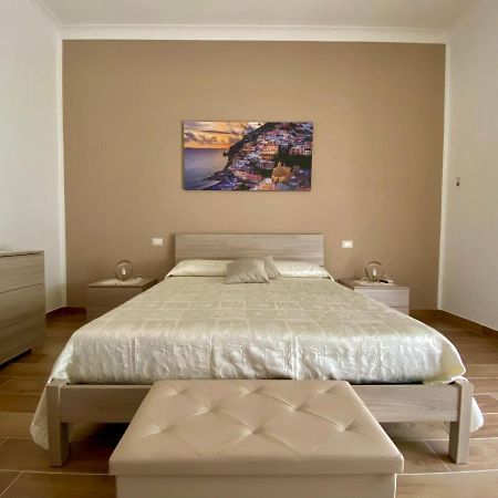 Bed and Breakfast Voce 'E Notte Сант-Антонио-Абате Экстерьер фото