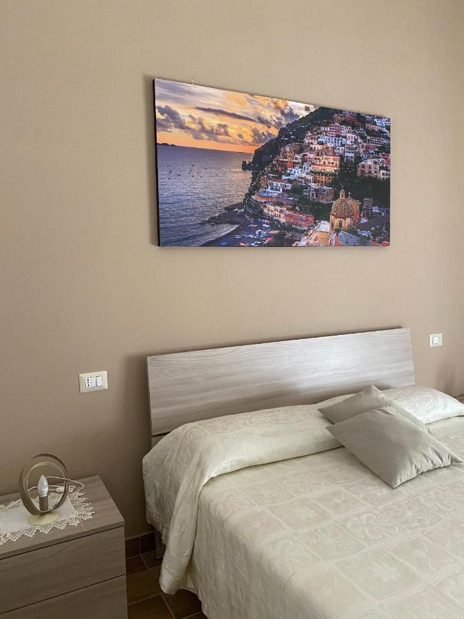 Bed and Breakfast Voce 'E Notte Сант-Антонио-Абате Экстерьер фото